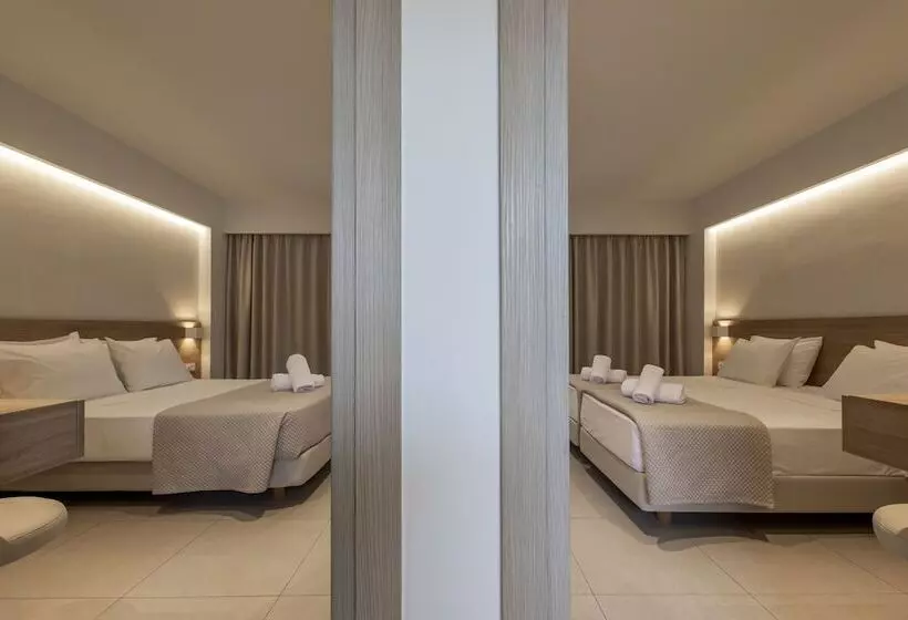 ホテル Mythos Suites