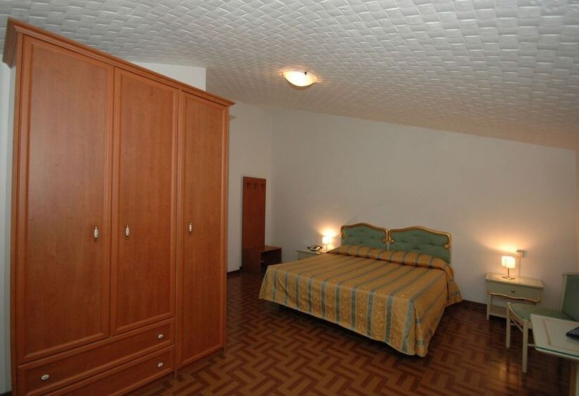 בית מלון כפרי Primarosa