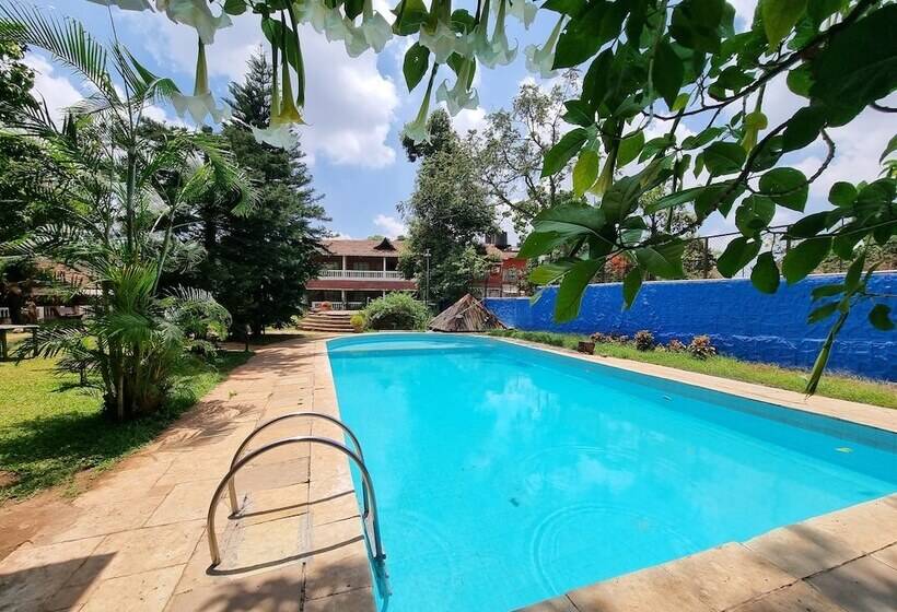 Hotelli Rishikesh Resort Lonavala