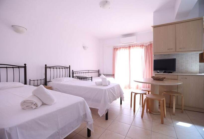 فندق Seaside Gialova