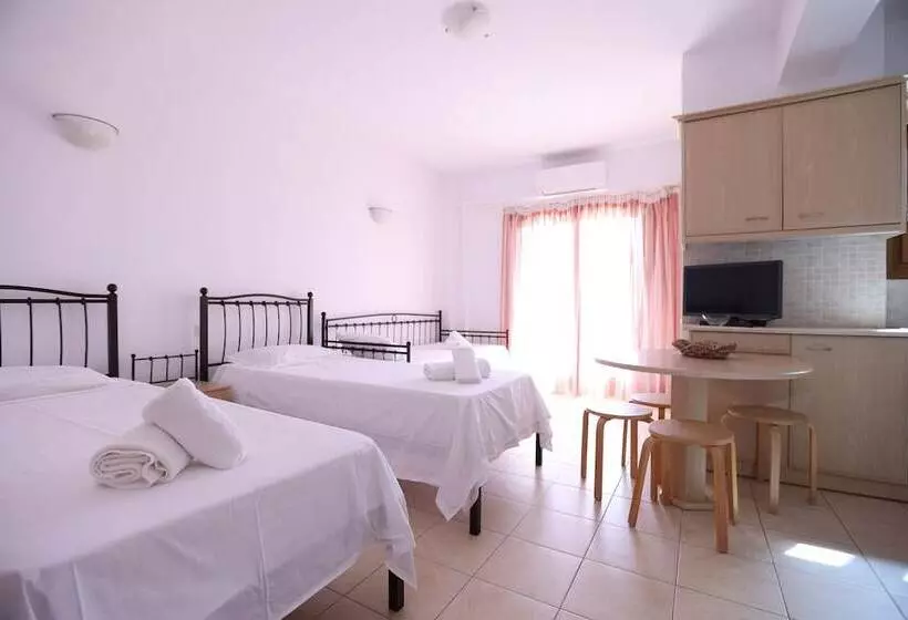 Hotelli Seaside Gialova