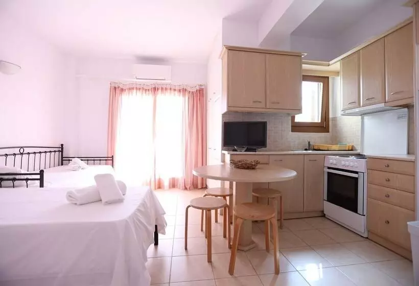 Hotelli Seaside Gialova