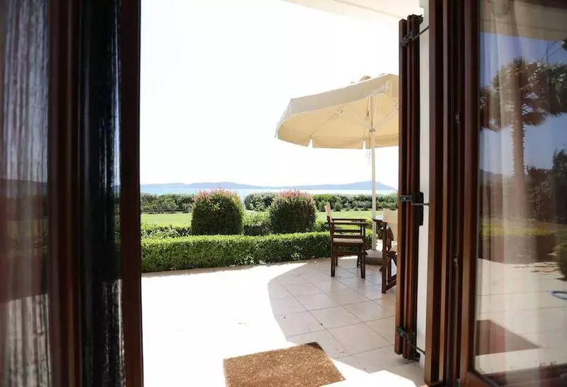 Hotelli Seaside Gialova