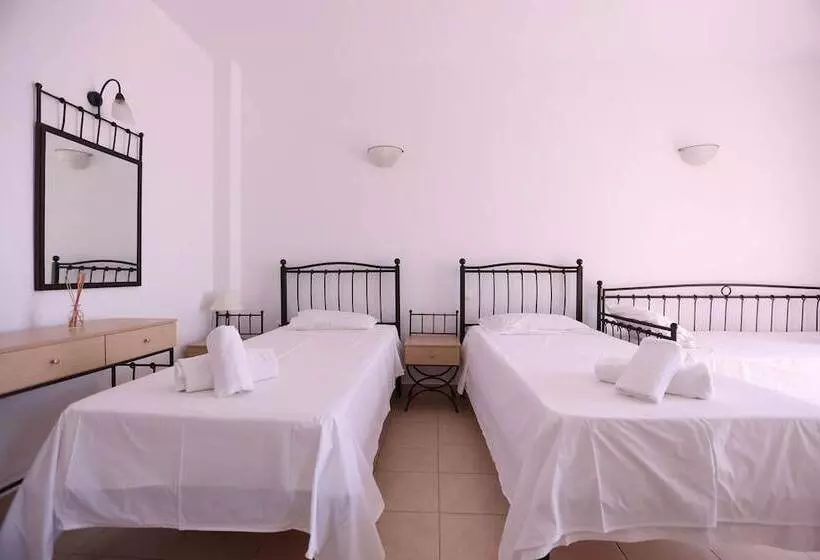 Hotelli Seaside Gialova