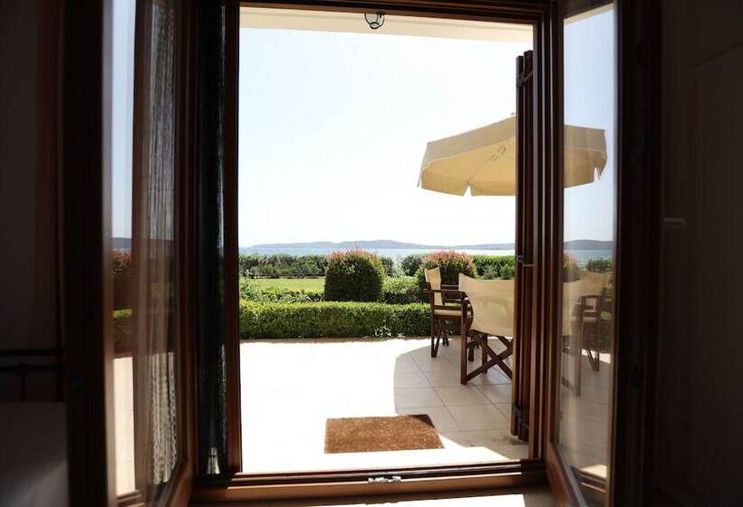 فندق Seaside Gialova