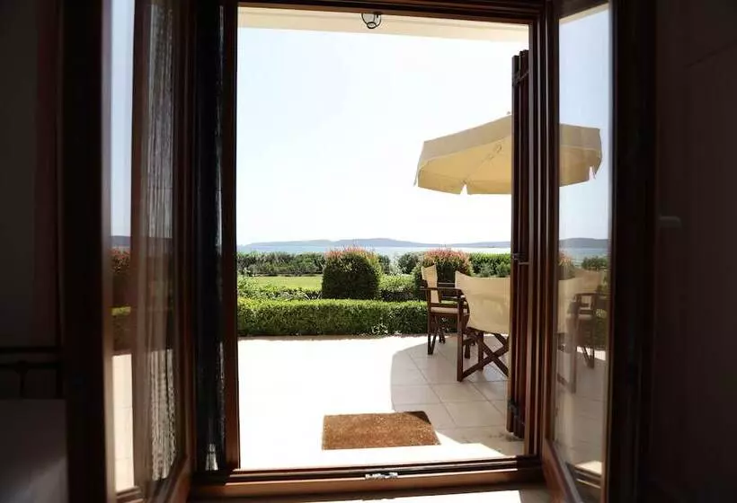 Hotelli Seaside Gialova