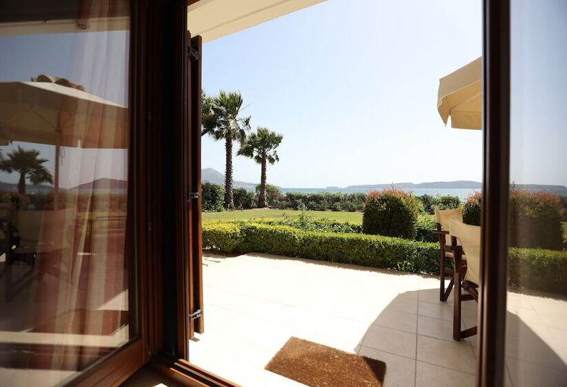 فندق Seaside Gialova