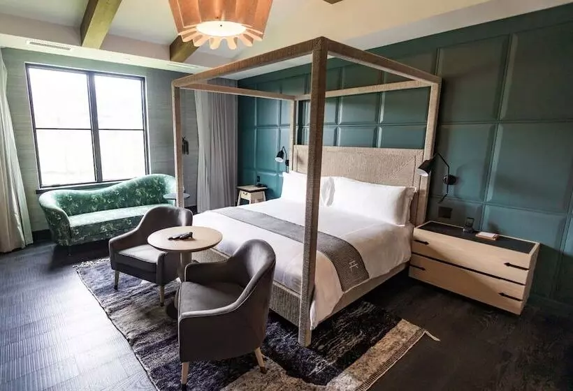 ホテル Southall Farm & Inn