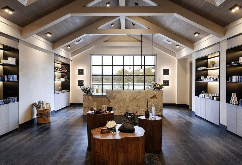 ホテル Southall Farm & Inn