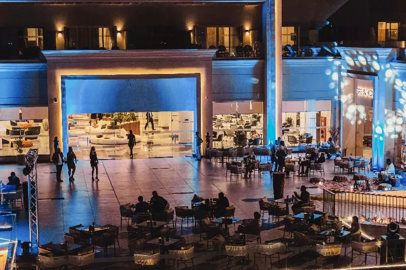 هتل The V Luxury Resort Sahl Hasheesh