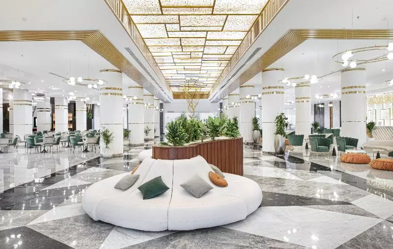 هتل The V Luxury Resort Sahl Hasheesh