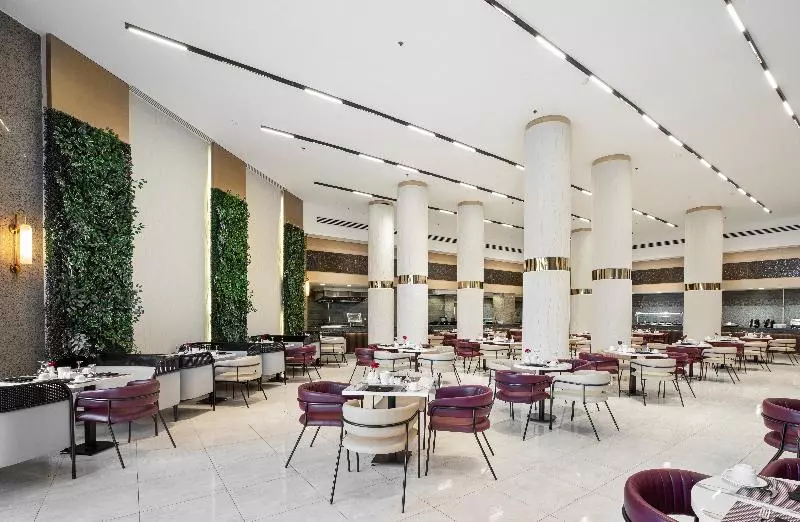 هتل The V Luxury Resort Sahl Hasheesh