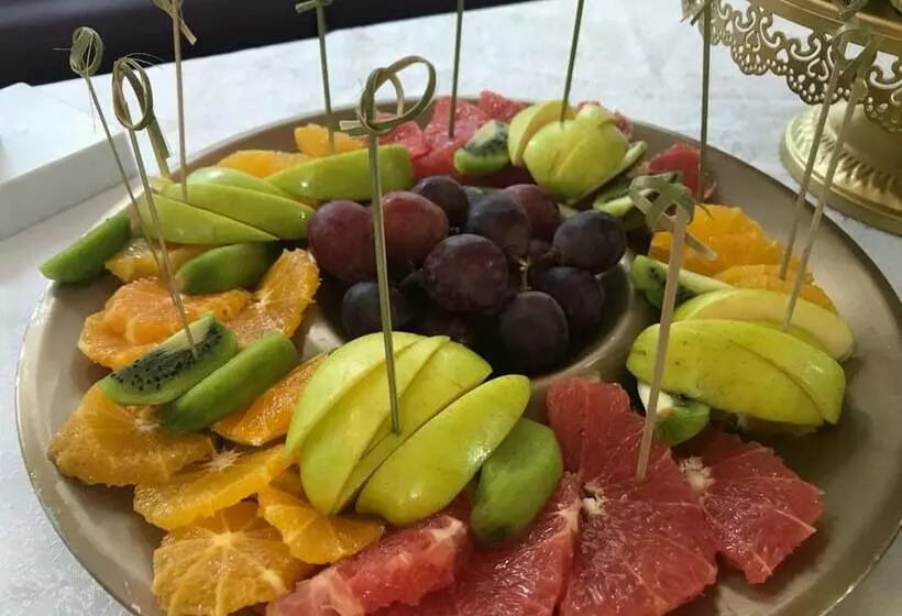 هتل Touristan Bishkek