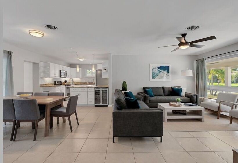 Kasa Palm Grove Fort Lauderdale