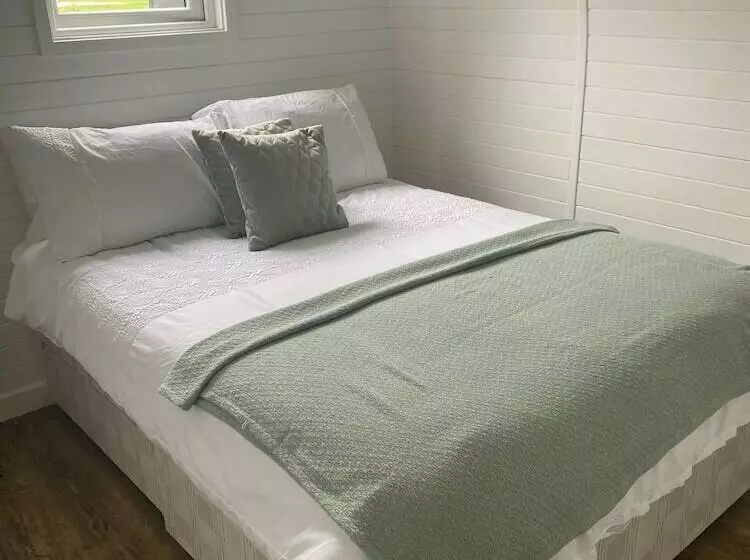 Luxury Pod Cabin In Beautiful Surroundings Wrexham