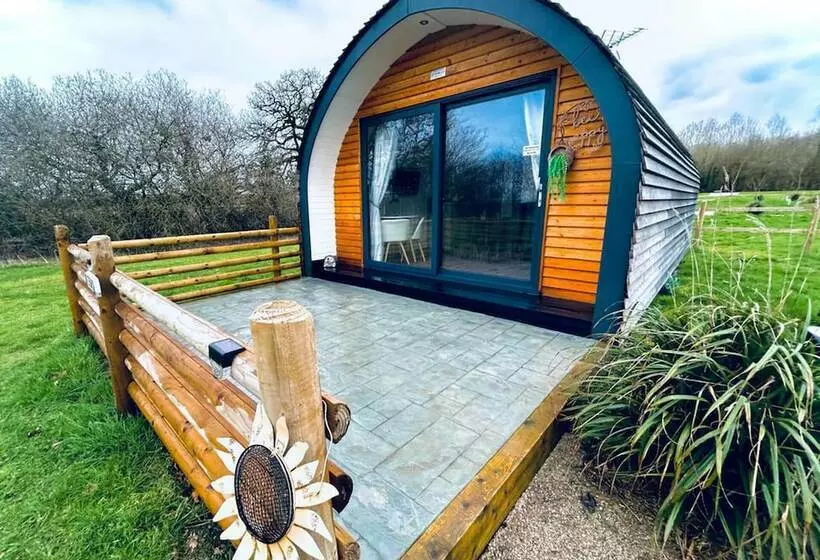 Luxury Pod Cabin In Beautiful Surroundings Wrexham