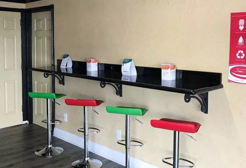 Motelli Milan Inn & Suites