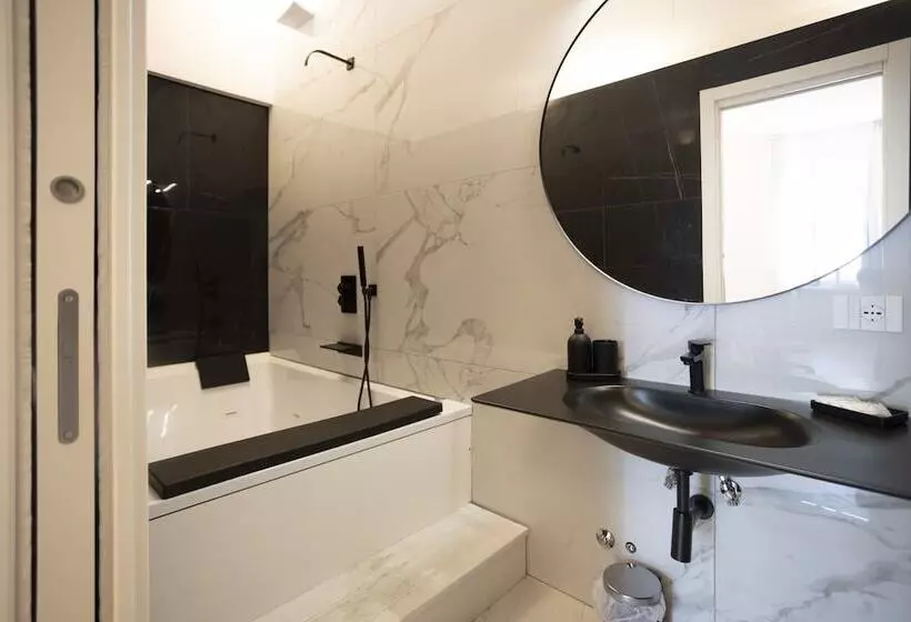 پانسیون Sinonda Luxury Apartment