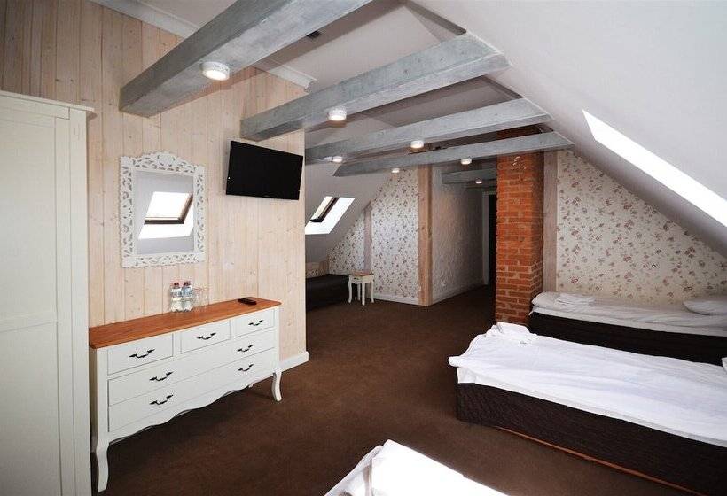 펜션 Okrągłe Resort Ski & Safari