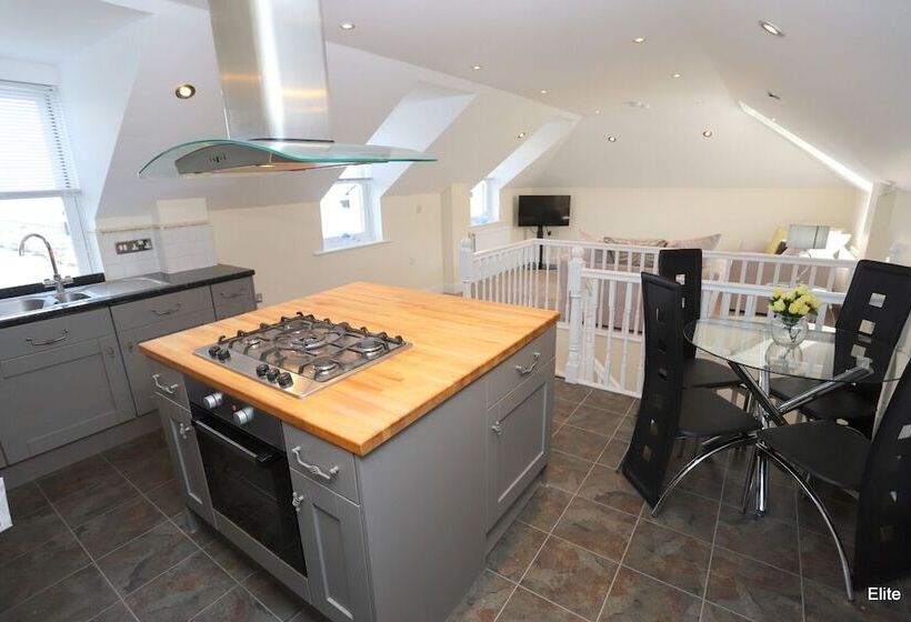 דירת נופש Beautiful 2 Bed Sea Front House In Seaham