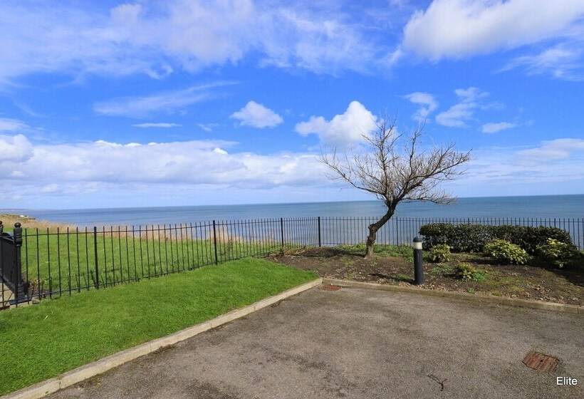 דירת נופש Beautiful 2 Bed Sea Front House In Seaham