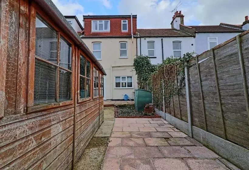 Residenssi Big 3bed 2bath House Tropical Oasis Pet Friendly!