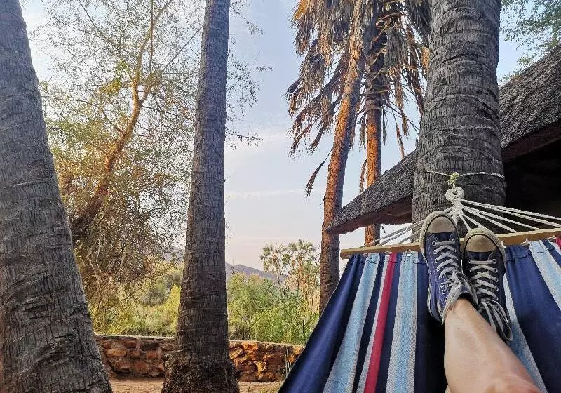 هتل Omarunga Epupafalls Camp