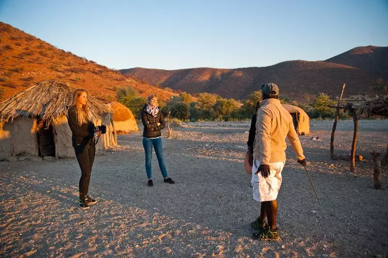 هتل Omarunga Epupafalls Camp