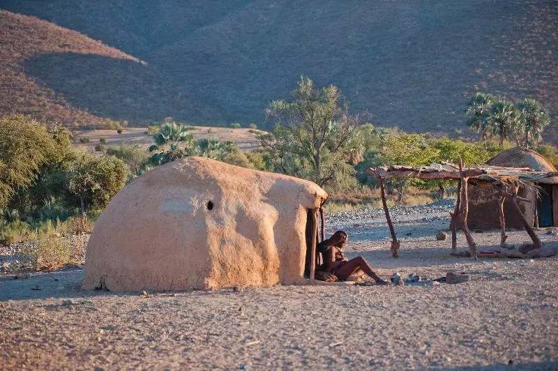 هتل Omarunga Epupafalls Camp