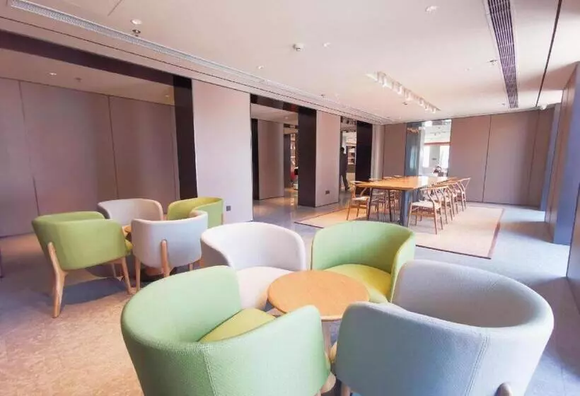 Ji Hotel Tonghua Railway Station Plaza