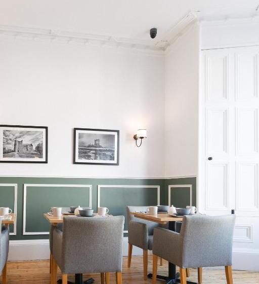 Aamiaismajoitus (B&B) Castle Park Guest House