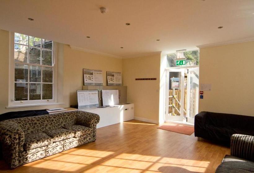 Отель Alton Castle Centre Hostel