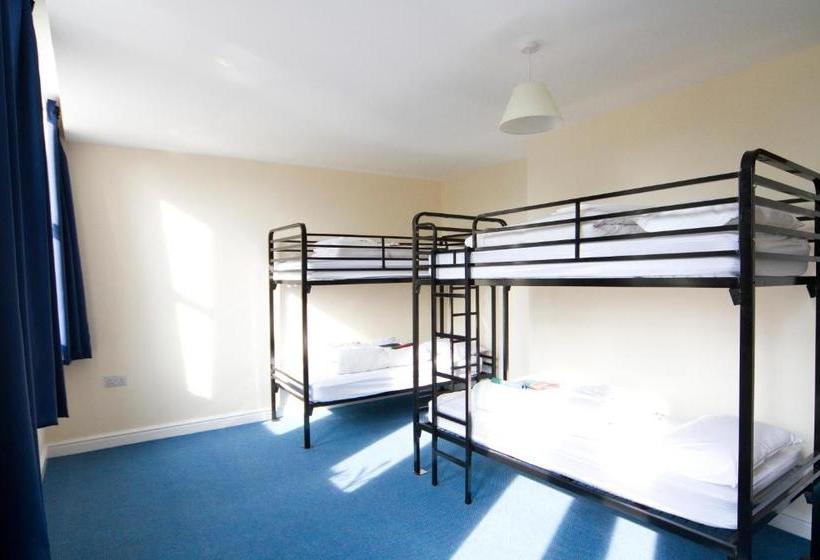 Отель Alton Castle Centre Hostel