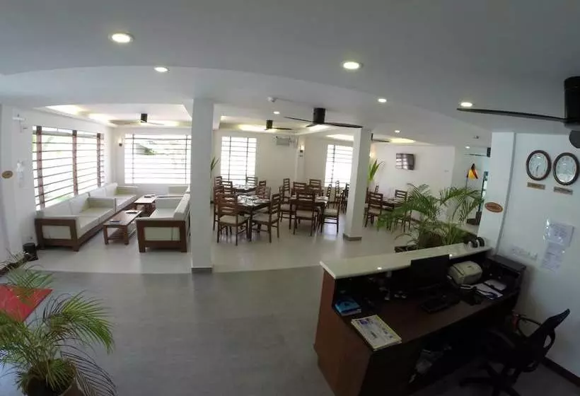 هتل Ariston Dhangethi Inn