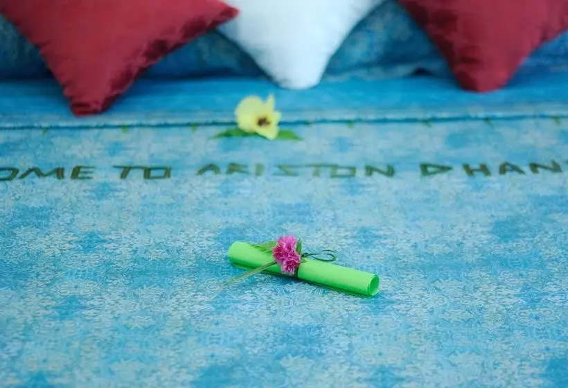 هتل Ariston Dhangethi Inn