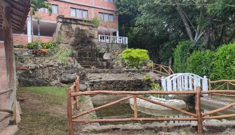 ホテル Campestre Umpala