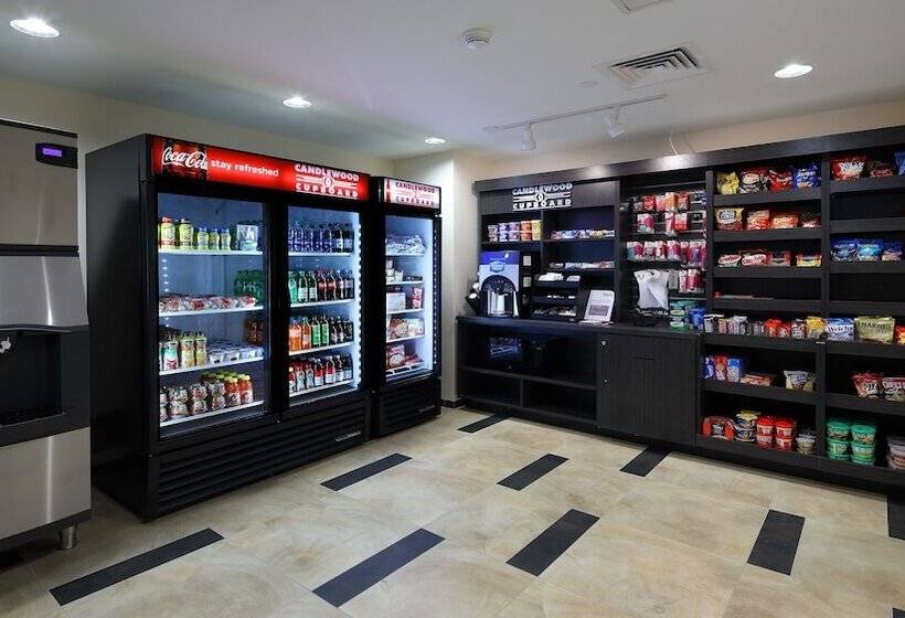 فندق Candlewood Suites   Newark South   University Area, An Ihg
