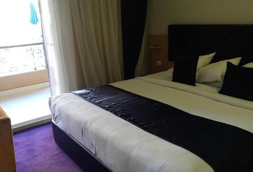 هتل Eastern Al Montazah