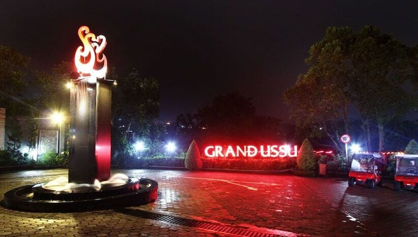 Grand Ussu Hotel & Convention
