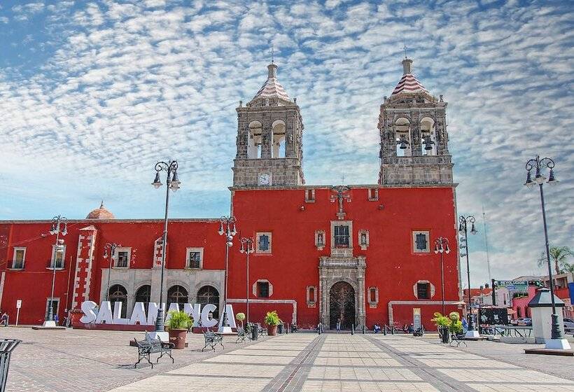 ホテル Hampton Inn & Suites By Hilton Salamanca Bajio