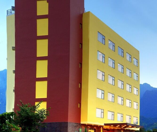 Lemon Tree Hotel, Katra