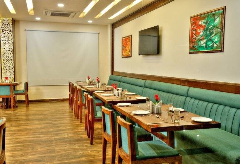 Lemon Tree Hotel, Katra