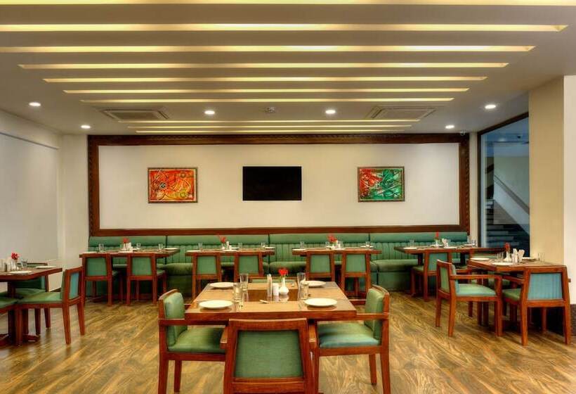 Lemon Tree Hotel, Katra