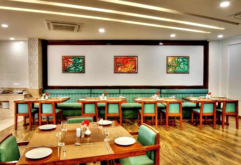 Lemon Tree Hotel, Katra