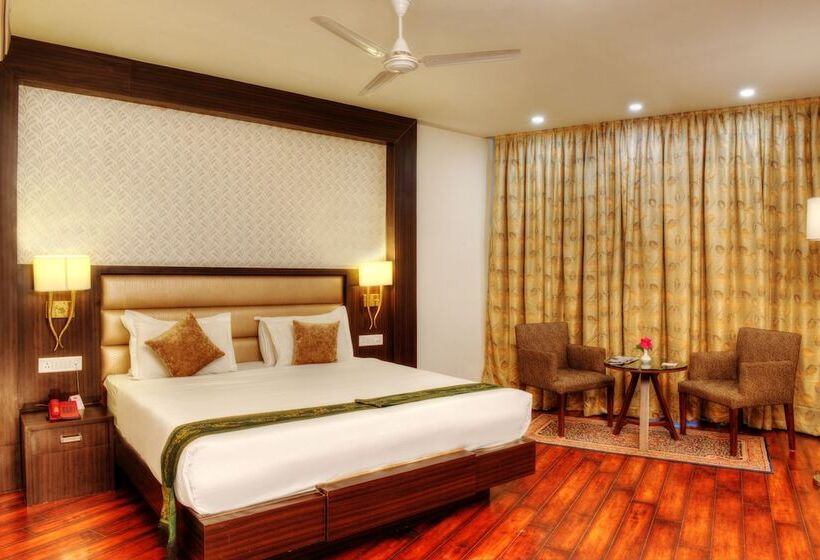 Lemon Tree Hotel, Katra