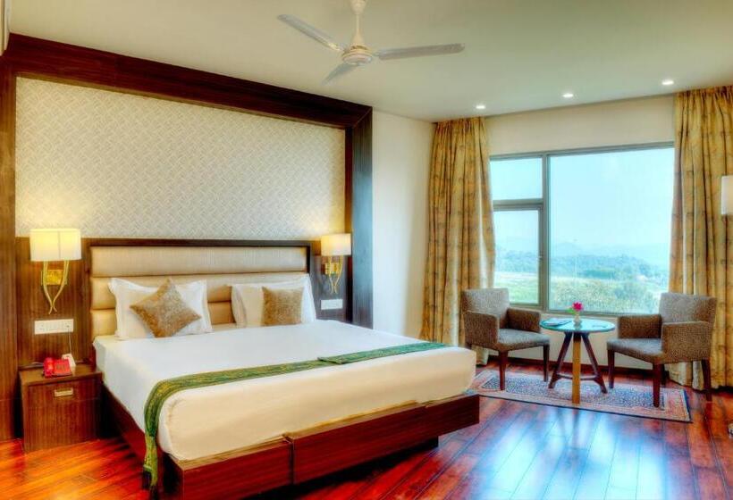 Lemon Tree Hotel, Katra