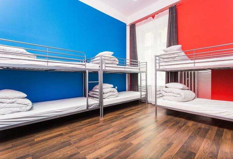 One World Hostel Kraków