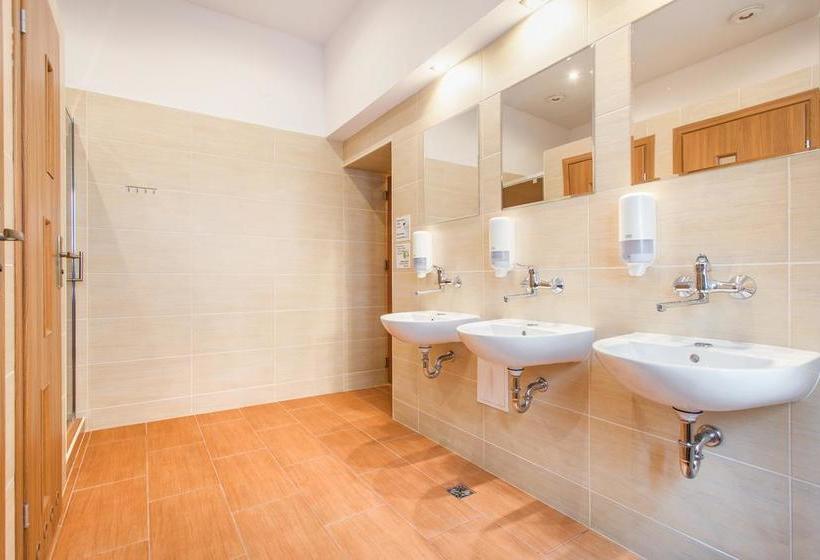 One World Hostel Kraków