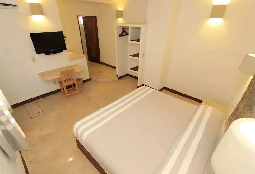 هتل Plaza Tangolunda