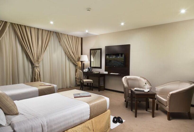 Отель Razana Al Rowdah